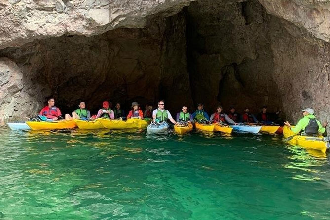 Emerald-Cave-Kayak-Tour3