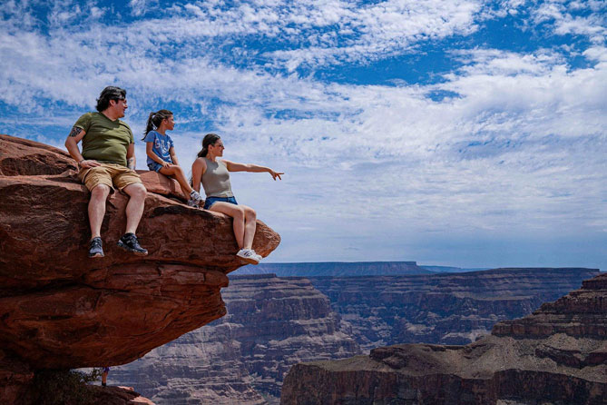 Grand-Canyon-West,-Hoover-Dam-Stop5