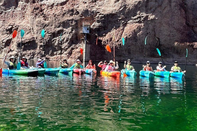 Small-Group-Guided-Colorado-River-&-Emerald-Cave-Kayak-Tour3