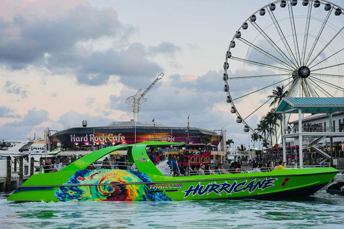 Speedboat Sightseeing Adventure of Miami